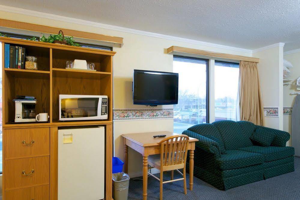 Econolodge - Kelowna Luaran gambar